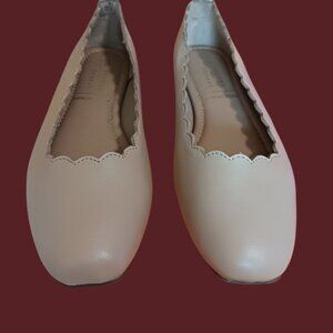 Lauren Conrad Scalloped Ballet Flats Womens Size 8 Memory Foam Comfort Beige 8M